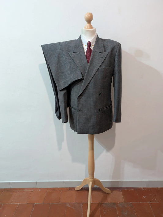 Légendaire costume croisé en prince de galle