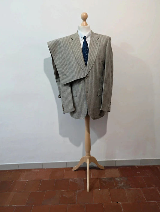 Amazing linen pinstripe suit