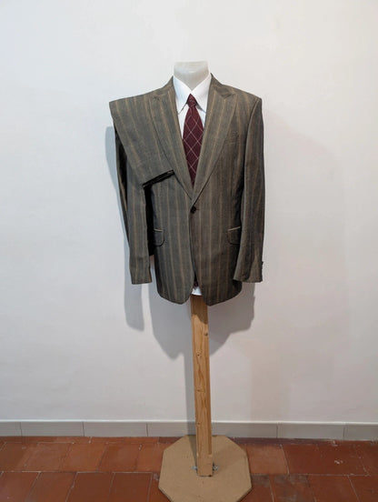 Sympathique Costume gris marron en laine légère
