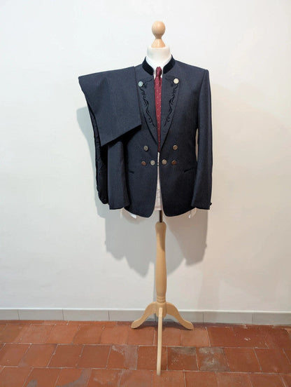 Sublime costume bleu en flanelle lourde