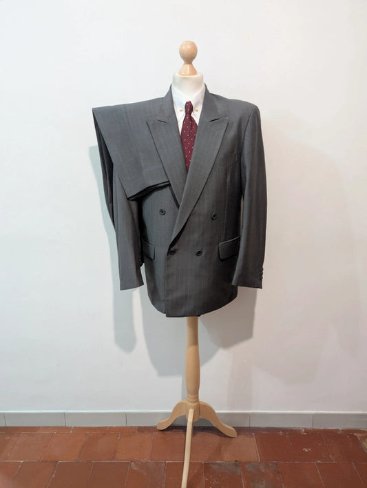 Costume croisé a rayure
