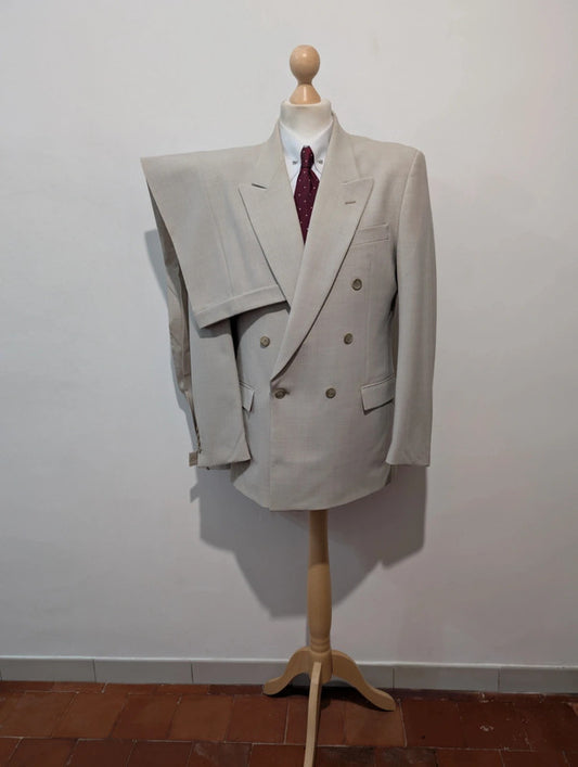 Magnifique costume croisé gris crème en laine