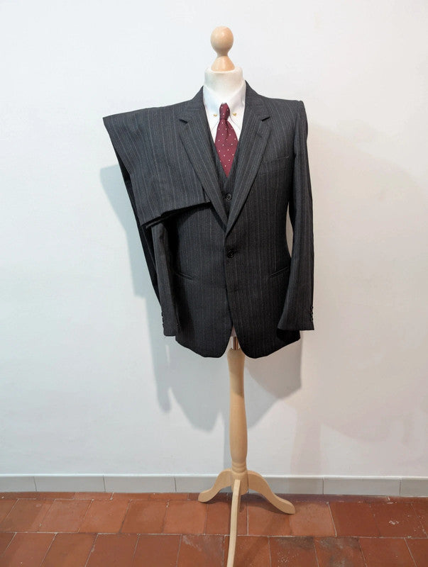 Gentil costume 3 piece pinstripe en flanelle