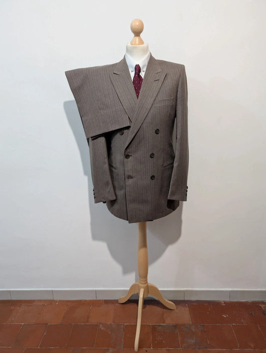 Exceptionnel costume croisé marron en flanelle