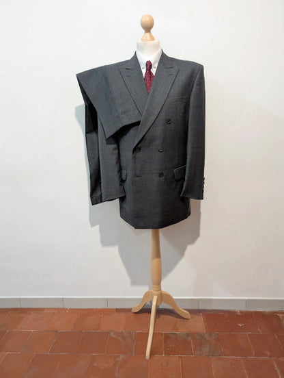Incredible gray wool double-breasted suit