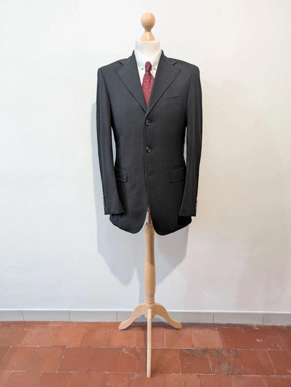 Magnifique costume pinstripe en laine légère