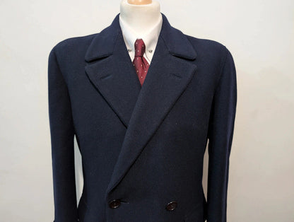 Formidable manteau bleu marine en laine