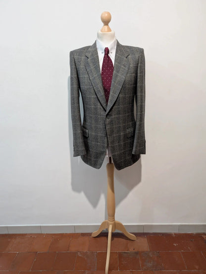 Formidable costume gris à carreaux en flanelle