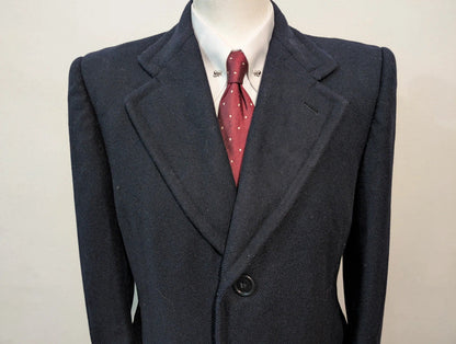 Classique manteau bleu marine en laine