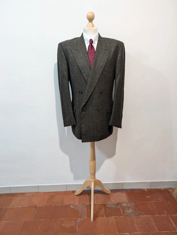 Spectacular double-breasted suit in Donegale tweed