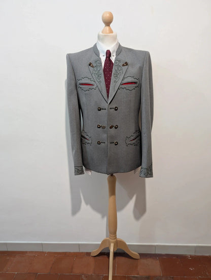 Sensationnel costume gris autrichien en laine