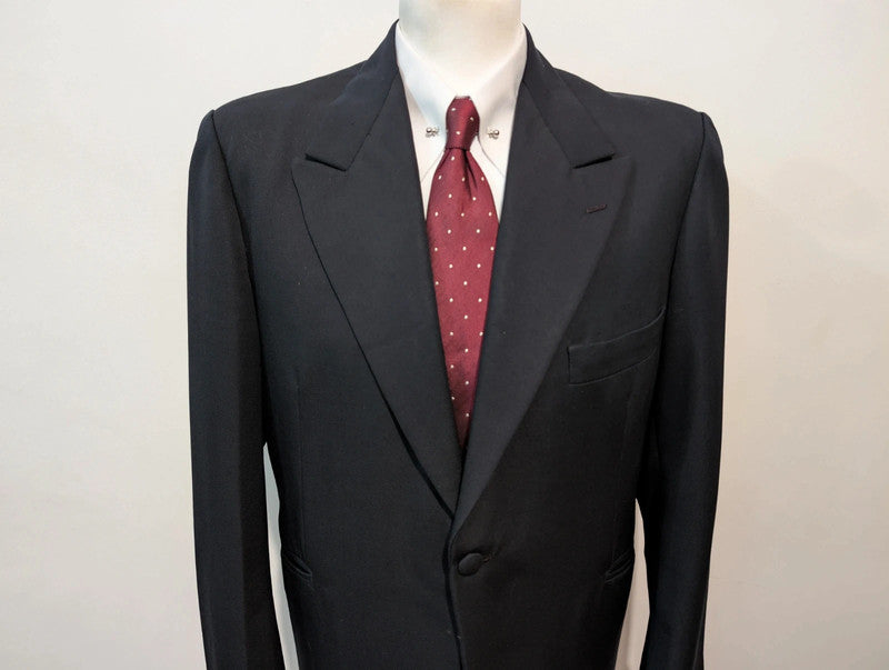 Ancienne veste noire bespoke