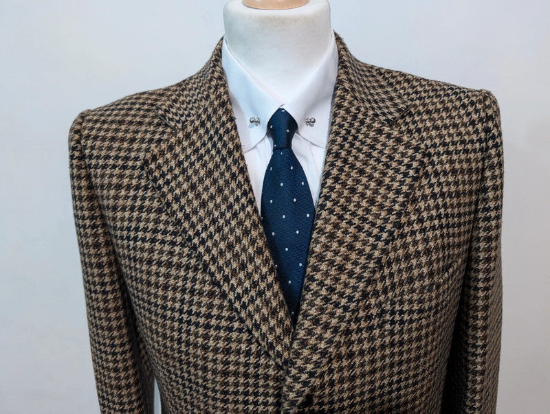 Nice brown houndstooth jacket