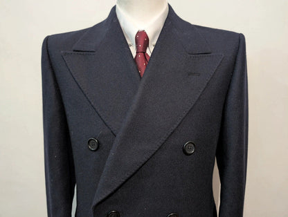 Légendaire manteau croisé bleu marine en laine