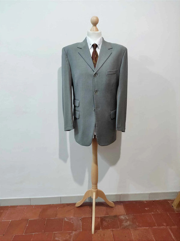 Sad gray suit in fine wool