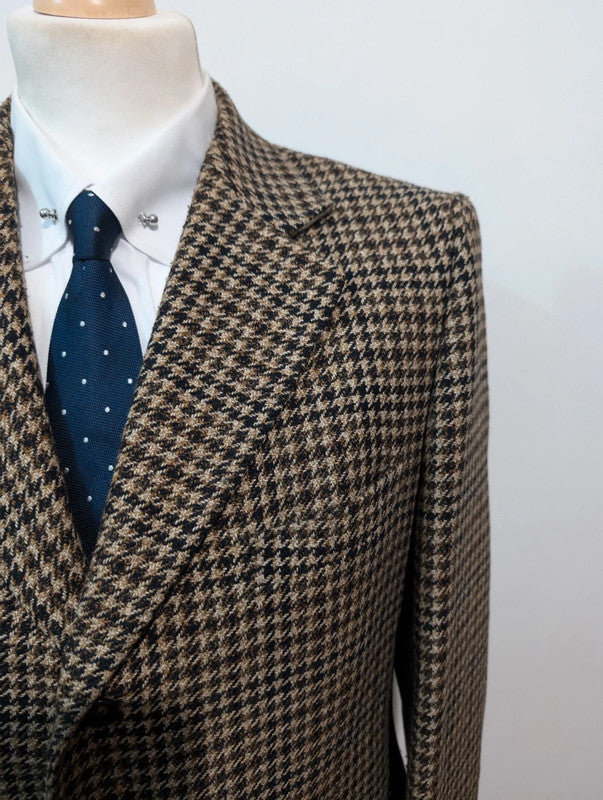 Nice brown houndstooth jacket