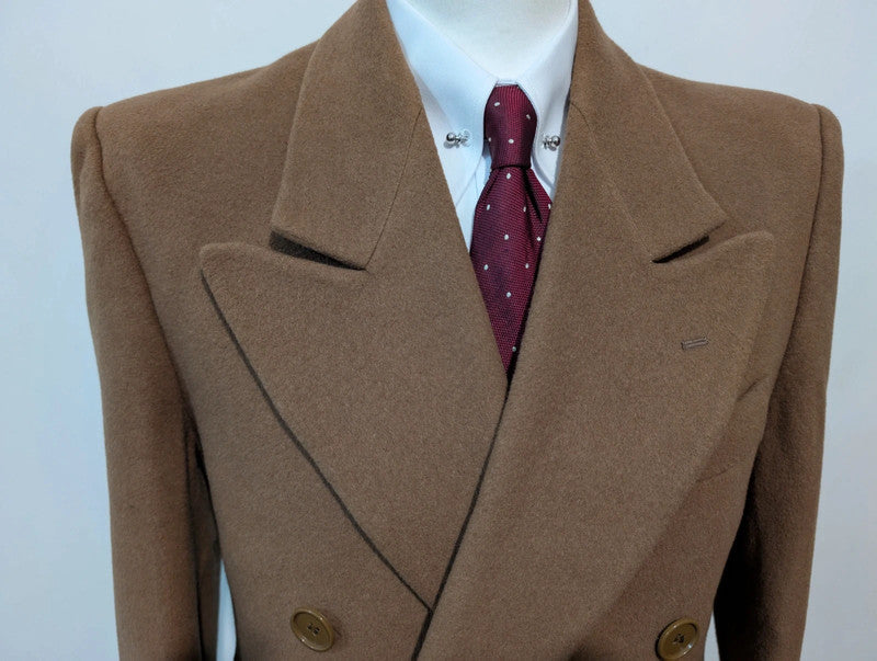 Impressionnant manteau croisé Camel en laine