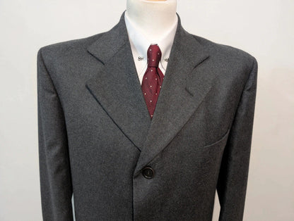 Classique manteau gris en flanelle