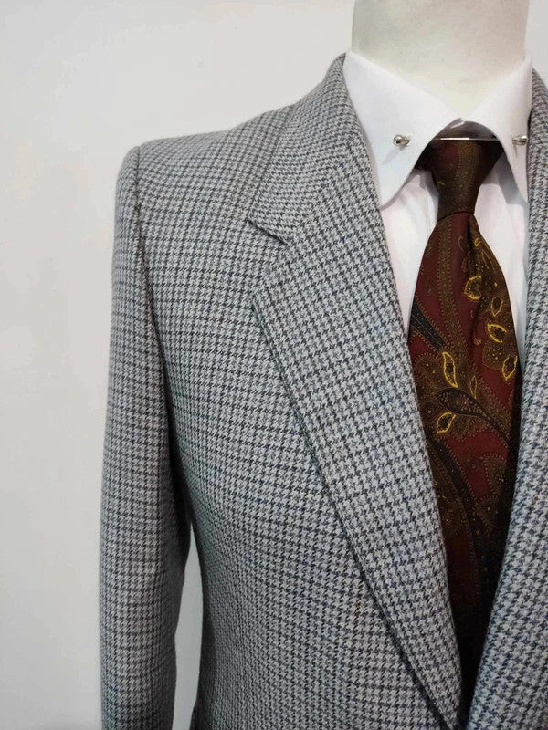 Sublimissism gray tweed suit