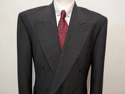 Classique costume croisé gris en laine froide