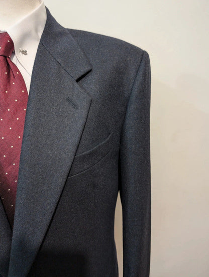 Sublime costume gris bleu marine en flanelle