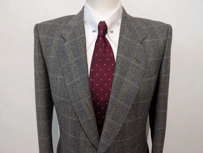 Formidable costume gris à carreaux en flanelle