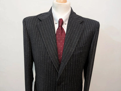 Parfait costume chalkstripe en flanelle lourde