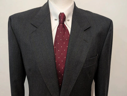 Élégant costume pinstripe en flanelle