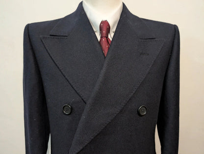 Légendaire manteau croisé bleu marine en laine