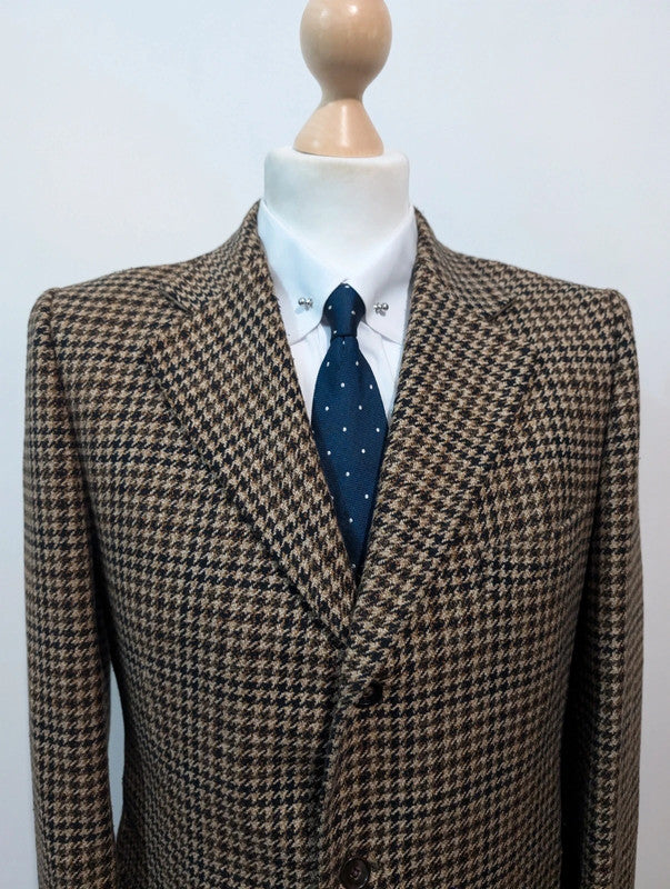 Nice brown houndstooth jacket