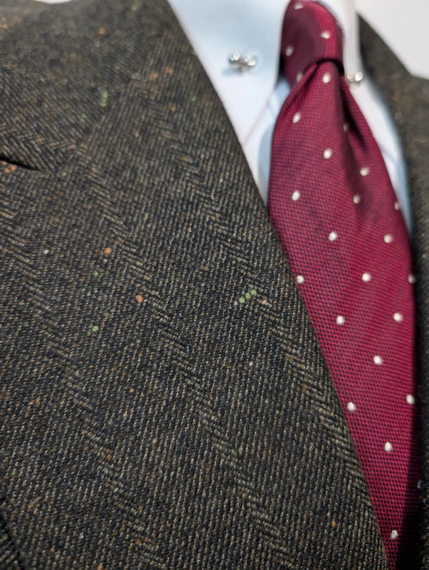 Spectacular double-breasted suit in Donegale tweed