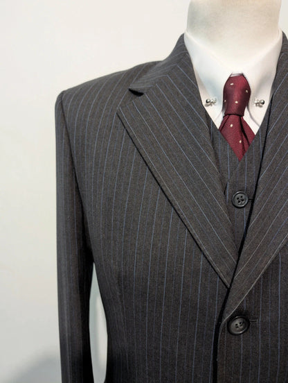 Superbe costume 3 pièces pinstripe en laine légère
