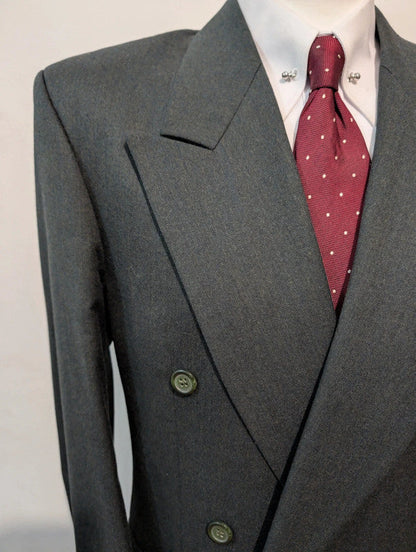 Légendaire costume croisé gris vert en flanelle