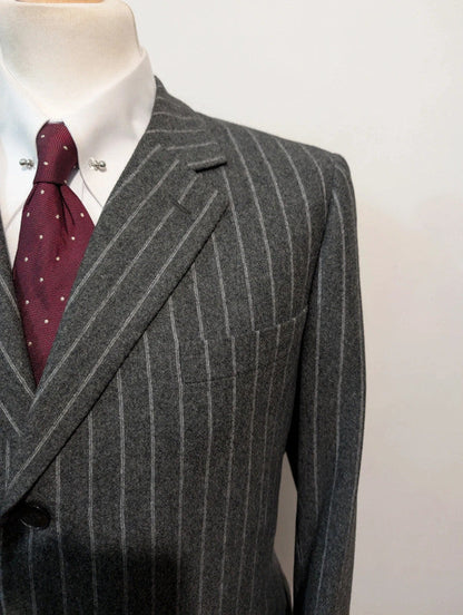 Méchant costume chalkstripe en flanelle lourde