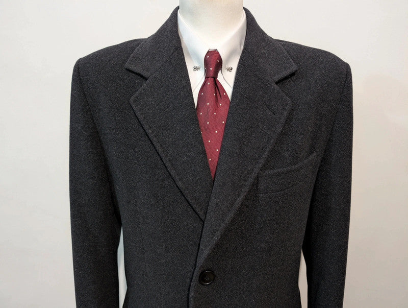 Impressive gray wool coat