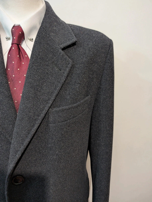 Impressive gray wool coat