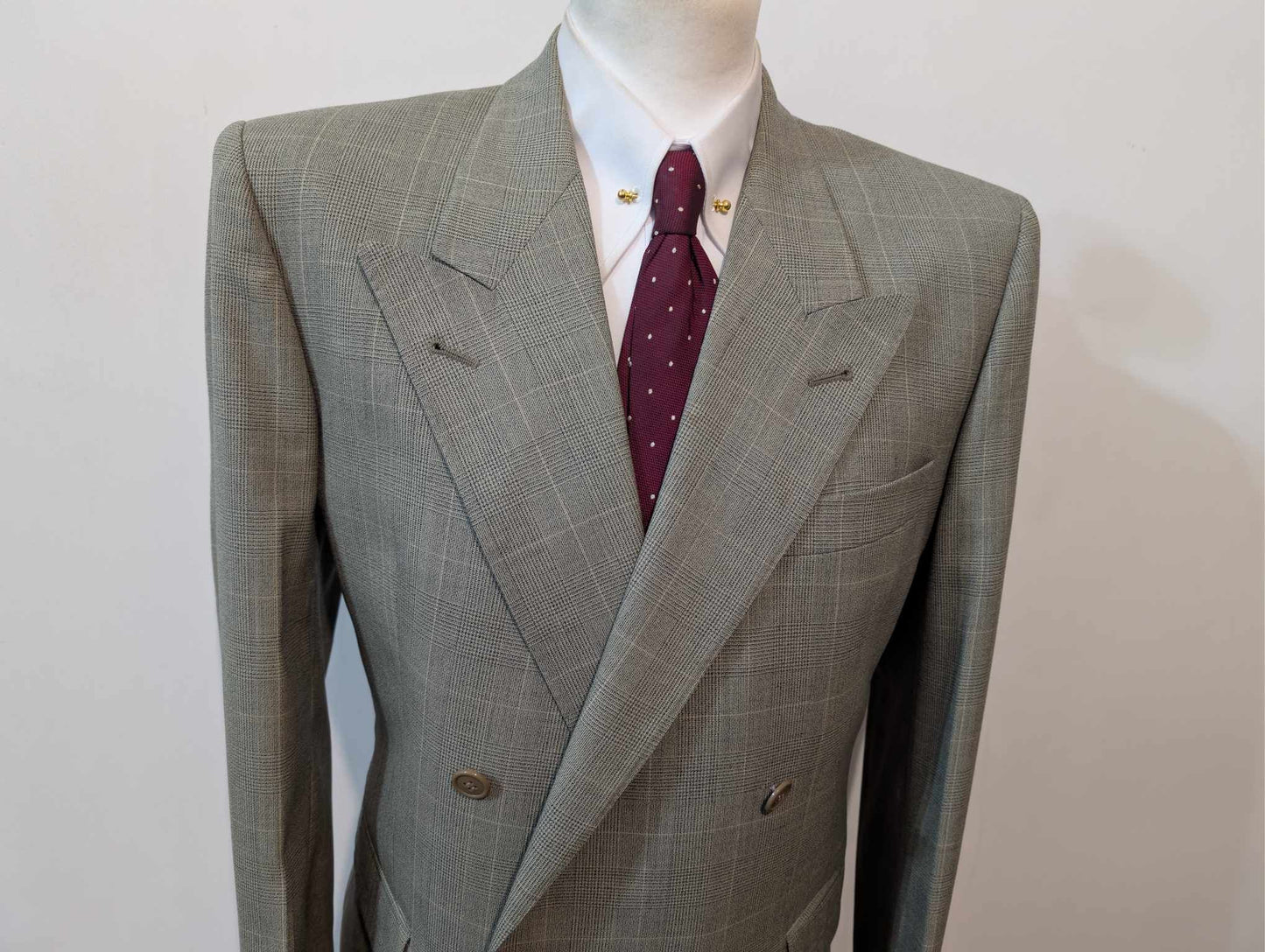 Magnifique costume croisé à carreaux en laine