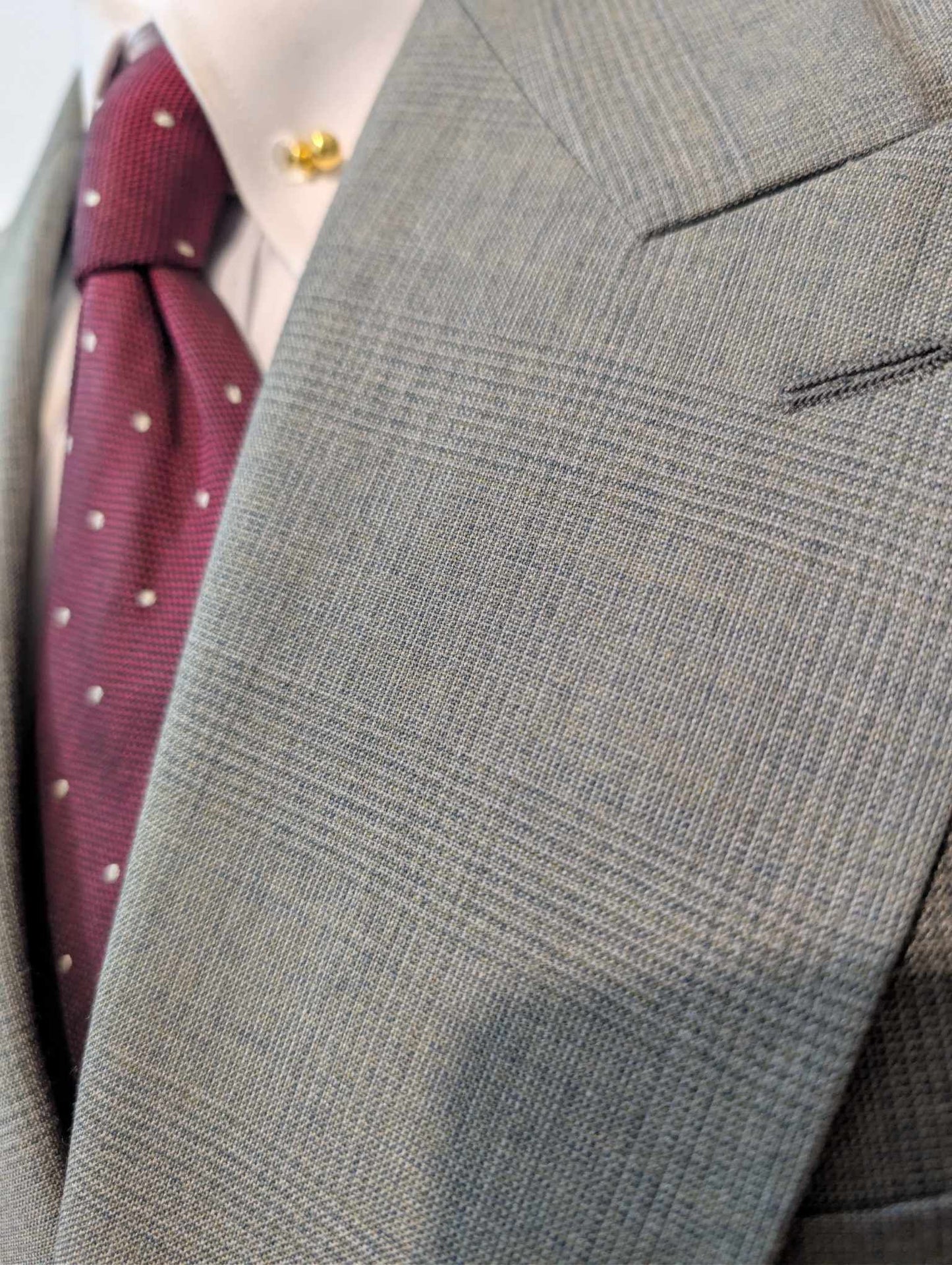 Sympathique costume croisé en laine