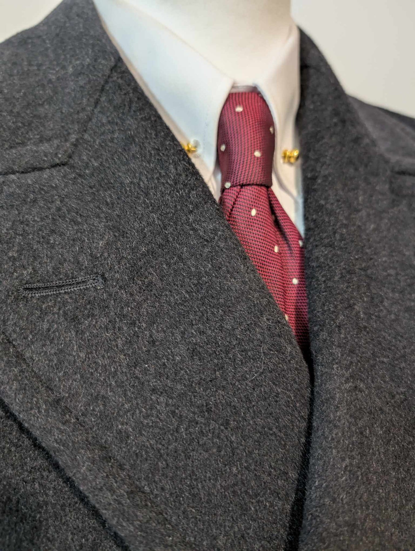 Ravissant manteau croisé gris en laine lourde