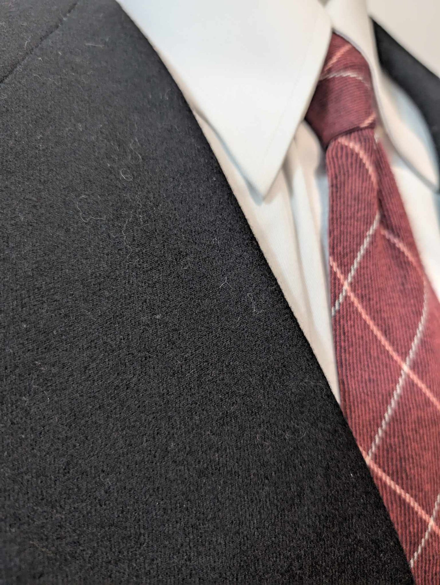 Sombre veste noire bespoke