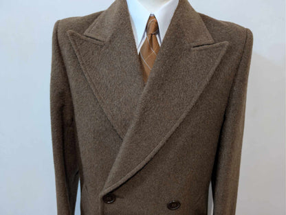 Gentil manteau croisé marron en laine