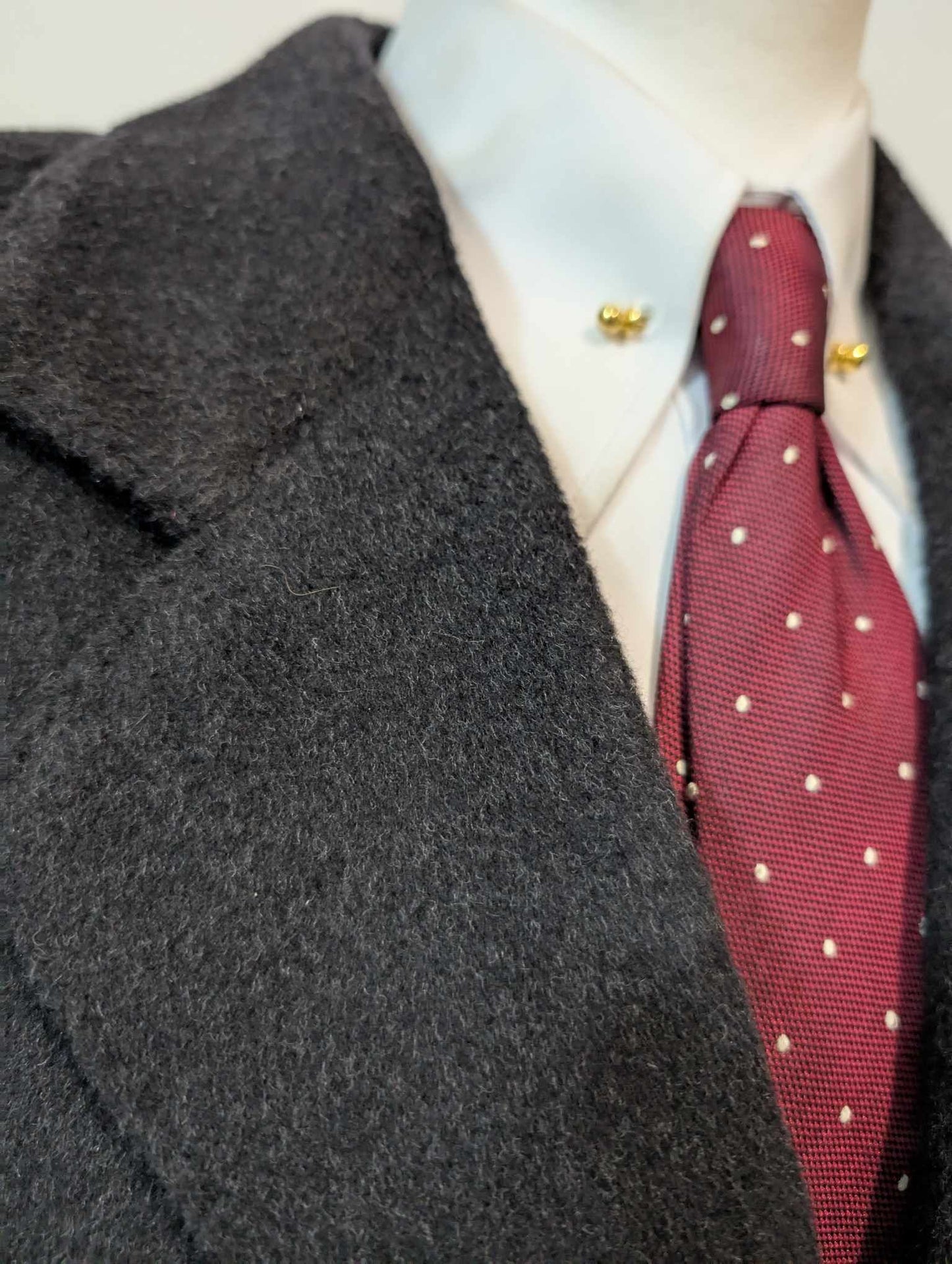 Phénoménal manteau de couleur gris anthracite en cachemire