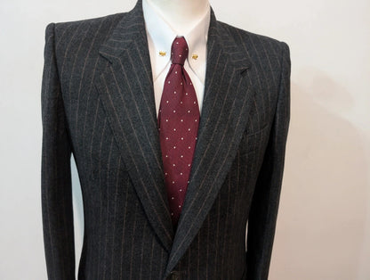 Effrayant costume chalkstripe en flanelle lourde