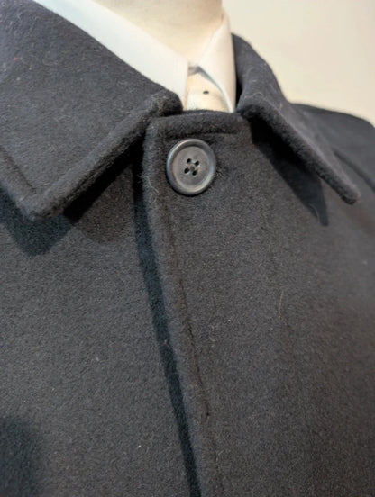 Wunderschöner Raglanmantel aus Wolle