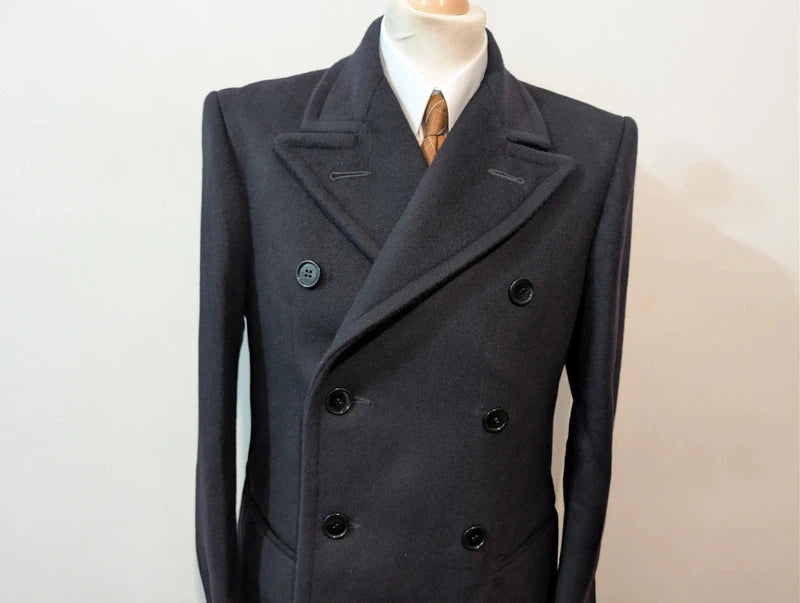 Fantastischer zweireihiger Mantel