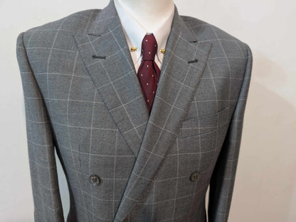 Impressionnant costume croisé à carreaux en flanelle de laine