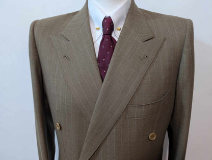 Terrifiant costume croisé bespoke