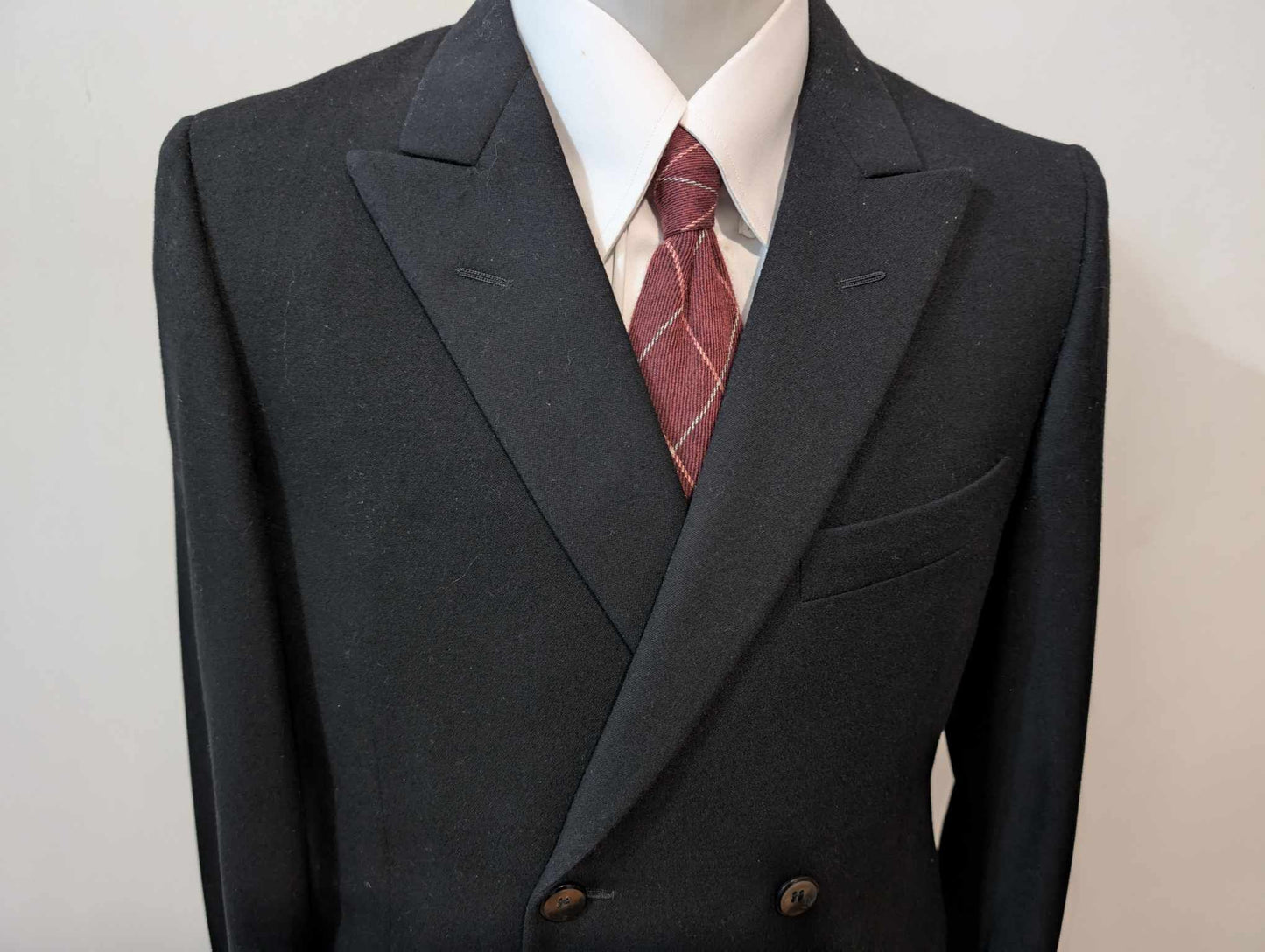 Adorable petit costume croisé noir en flanelle de laine