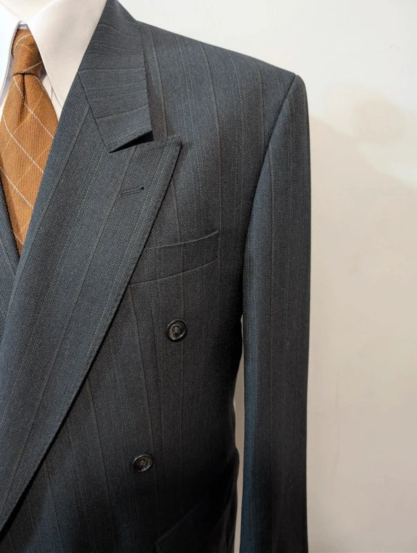 Prächtiger, zweireihiger, gestreifter Wollanzug