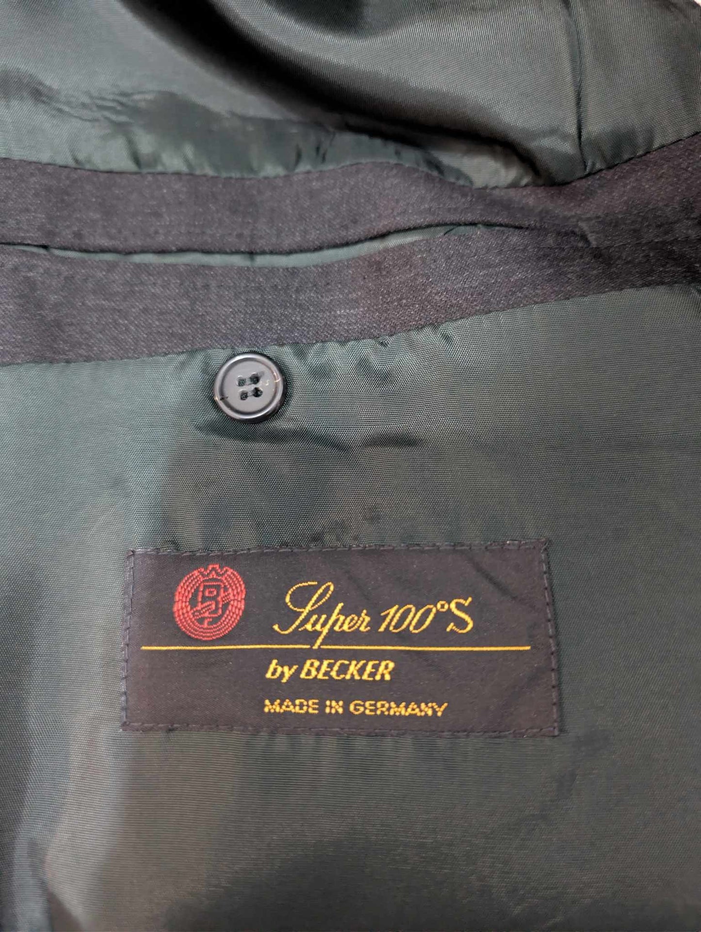 Classique costume croisé gris en laine